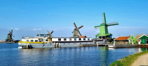 Unique Hotelboat botel Lena Maria